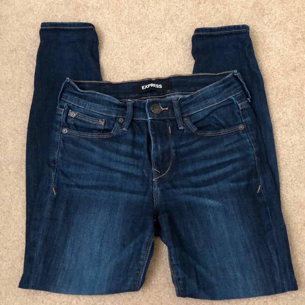 Express Jeans Mid Rise stretch legging 0 short